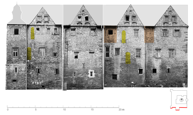 Abb. 3: Kannawurf, Südflügel Feldseite; Die rekonstruierte Lage der Aborte (grün) gibt die Position der Schlafkammern als Teil der Stubenappartements an (Priesters 2012)