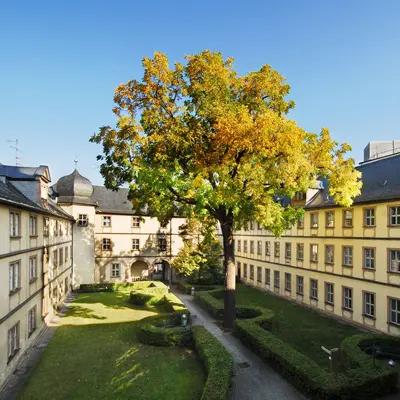 Universitätsstandort An der Universität 2