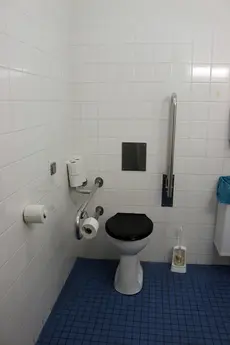 Behinderten-WC in der U11