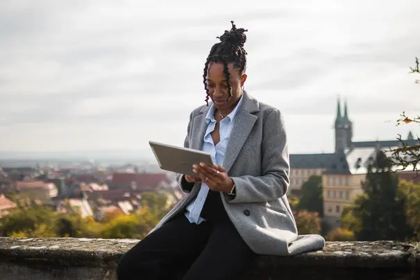 Studentin am Kloster St. Michael