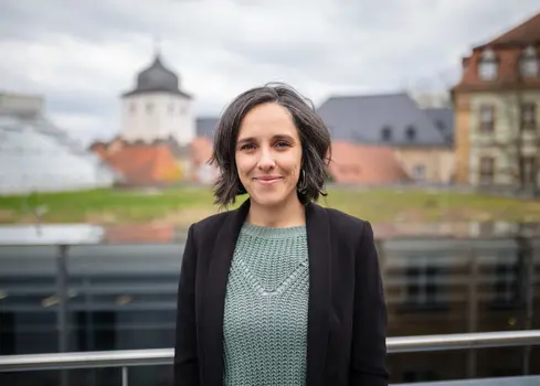 Auf diesem Foto ist die Referentin für geschlechtergerechte Karriereentwicklung, Tatiana Kehr, M.A. abgebildet.