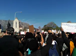 Demonstrierende in Kapstadt