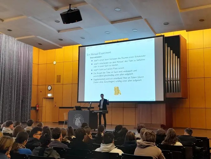 [Translate to English:] 