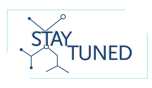 Zu sehen ist das Logo von 'StayTuned - Unterstützungsprogramm für Postdoktorandinnen durch Hilfskraftmittel'. Das Wort 'Stay' liegt links über dem Wort 'Tuned' und die beide Wörter sind in dunkelblauer Farbe geschrieben. Hinter dem Wort 'Stay' befinden sich chemische Darstellungsformen.