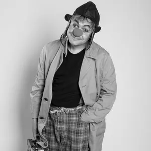 Clownsgeschichten mit Dirk Bayer Clownsgeschichten mit Dirk Bayer