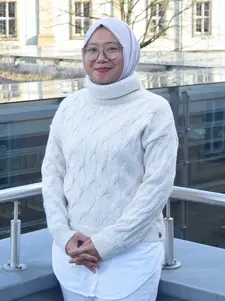Auf diesem Foto ist die studentische Mitarbeiterin Septy Tria Utami Supeno abgebildet.