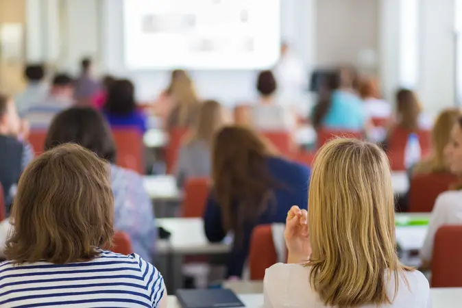 Fakultätspreise für gute Lehre, Hörsaal