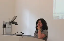 Prof. Dr. Isabel Hernández während des Seminars „Traducción de textos literarios. Alemán – español“