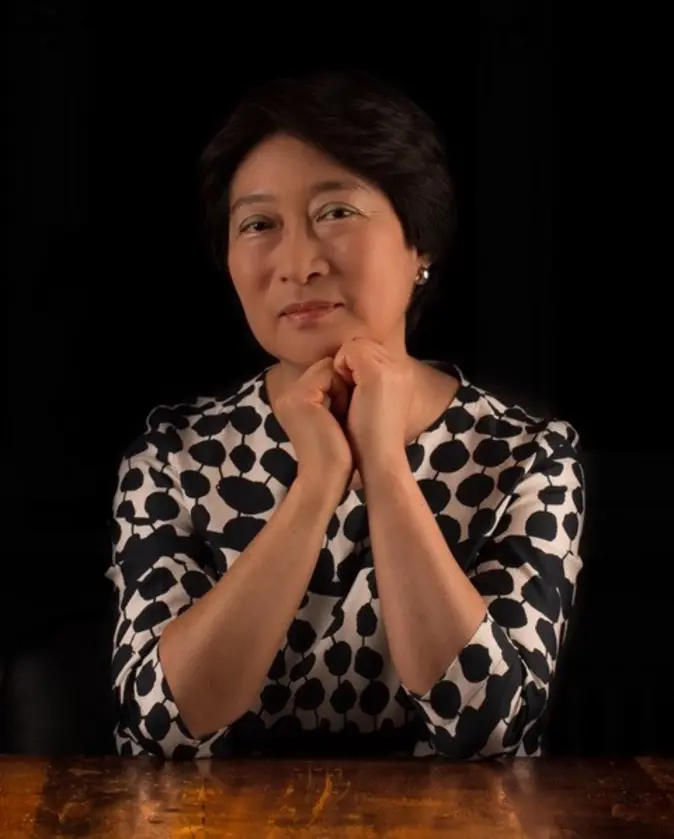Portrait der Pianistin Tomoko Ogasawara