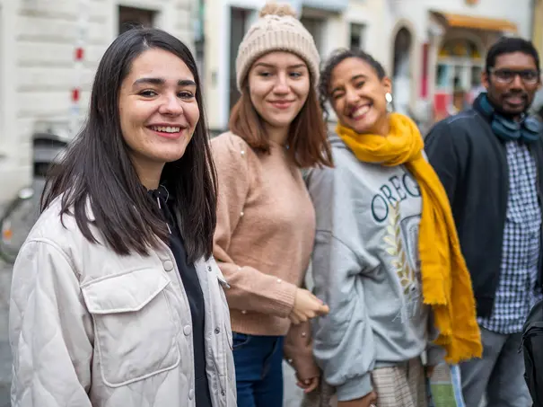 Studierende in der Austraße Studierende in der Austraße