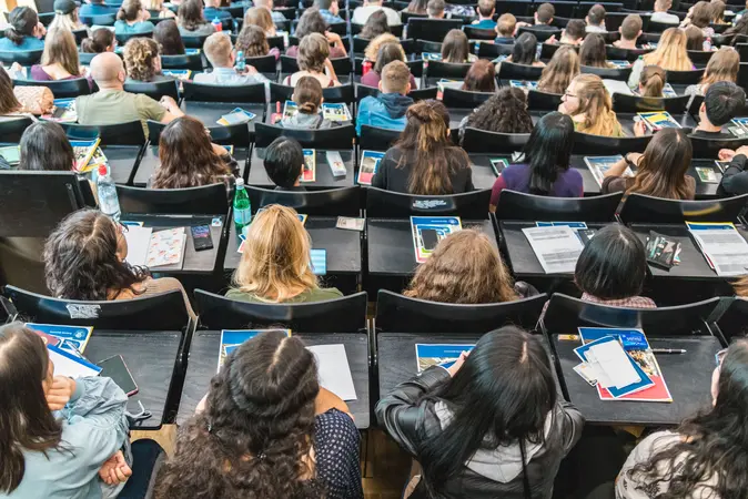 Studierende in einem Hörsaal