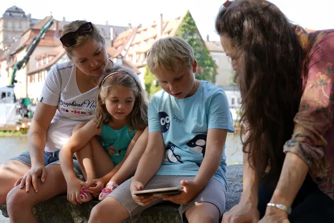 Personen testen die App
