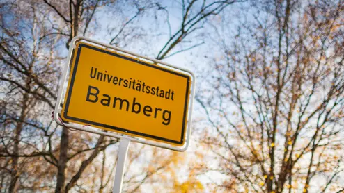Welcome to Bamberg Ortsschild "Universitätsstadt Bamberg"