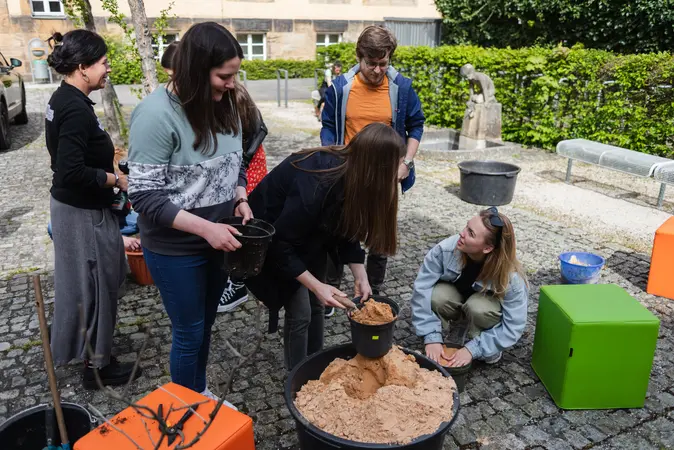 Personen bei Umwelt Workshop