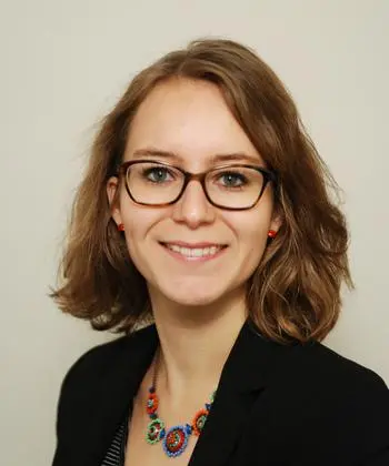 Dr. Nora Würz