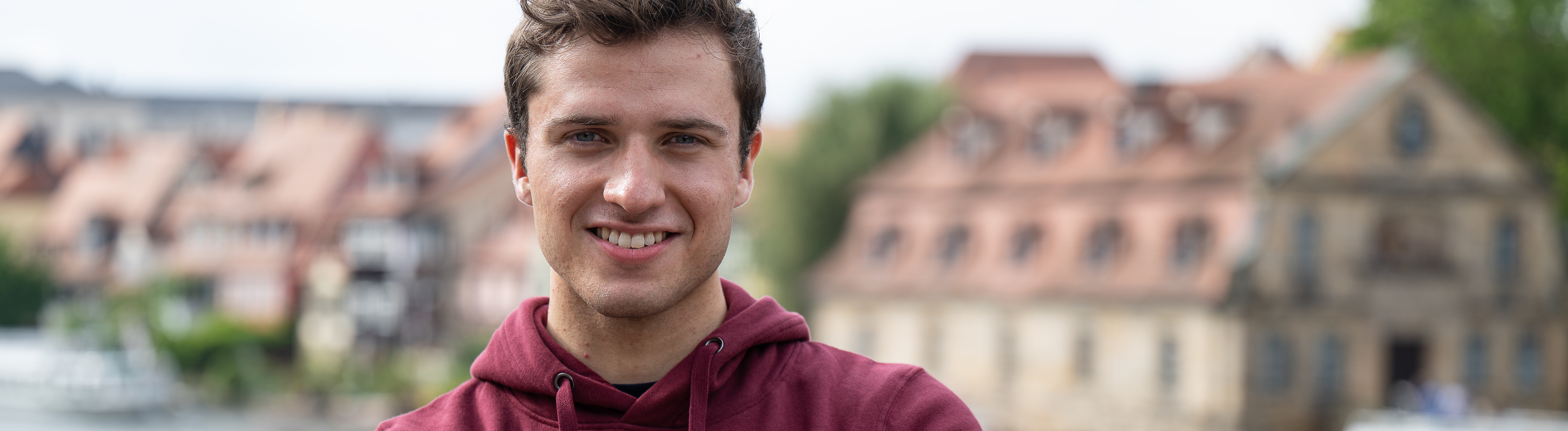 Student in Bamberg vor Klein-Venedig