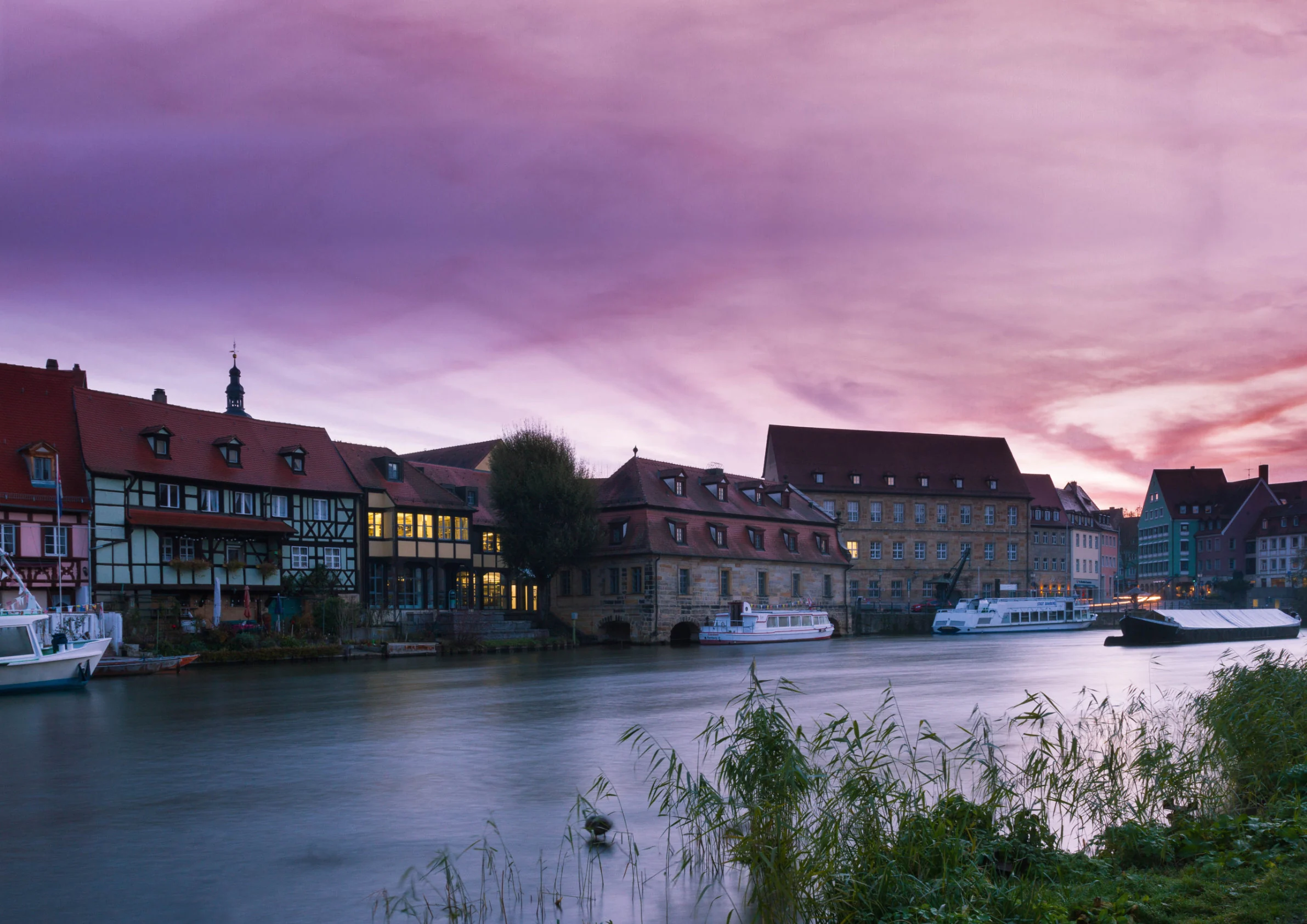 Fünf Minuten Fußweg vom Campus in die UNESCO-Welterbe-Altstadt.