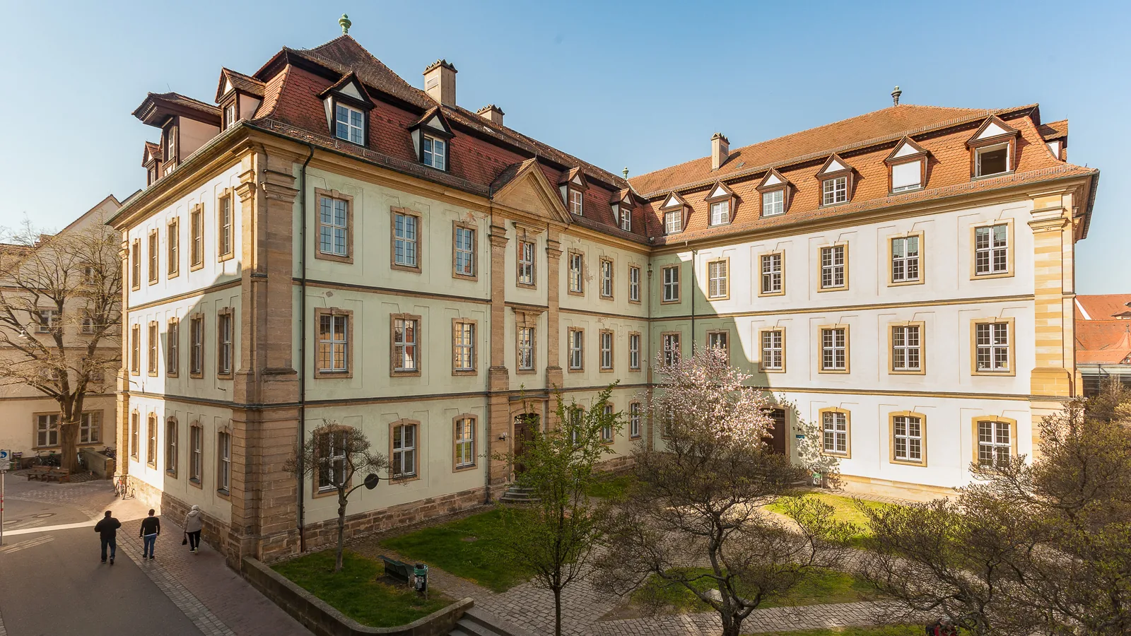 Universitätsgebäude U5 in der Innenstadt.