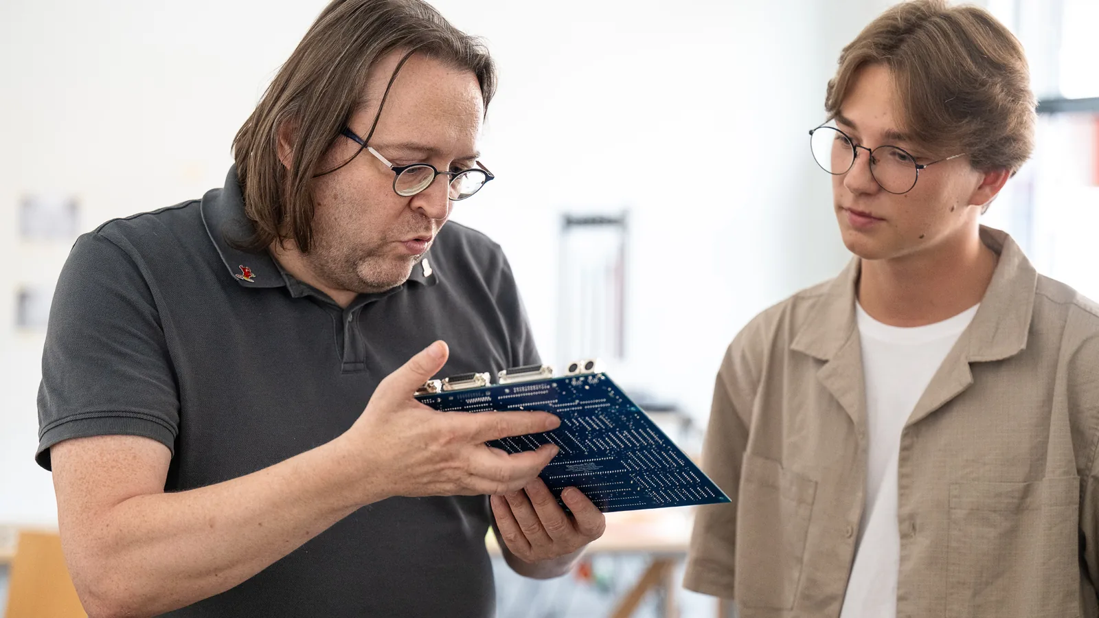 Praktische Arbeit im WIAI-Lehrlabor.